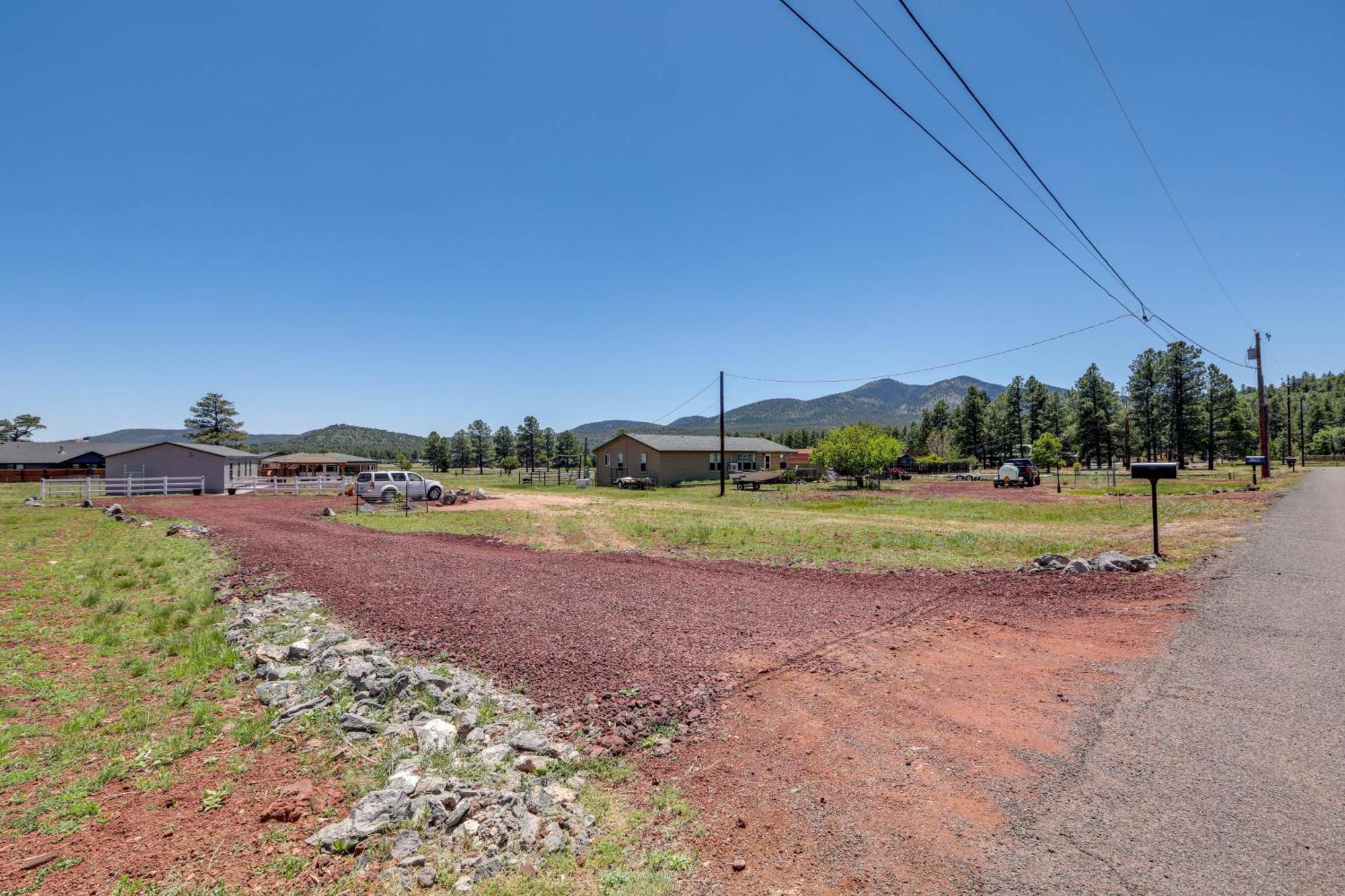 Williams Home With Fire Pit And Mountain Views! Exteriör bild